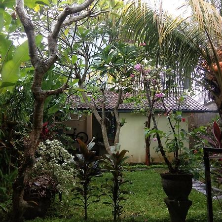 Pondok Gepokan Homestay Ubud Esterno foto